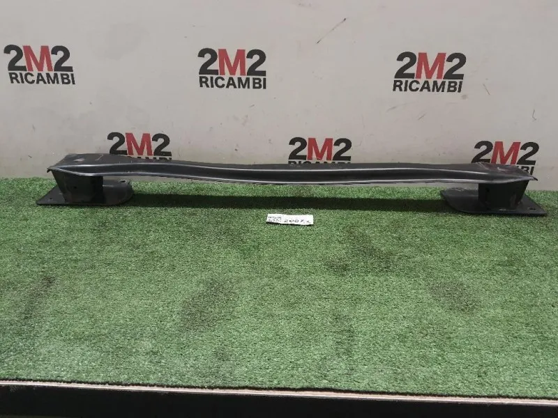 Traversa Paraurti POST 8V5117912BE Ford Fiesta VI 2012