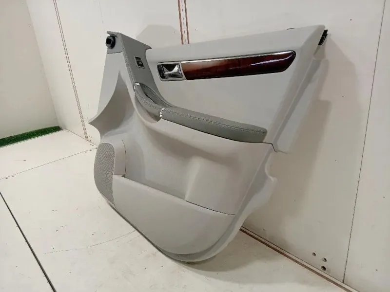 Pannello Rivestimento Porta ANT DX PANNELLO RIVESTIMENTO PORTA ANT DX Mercedes Classe R W251 2006