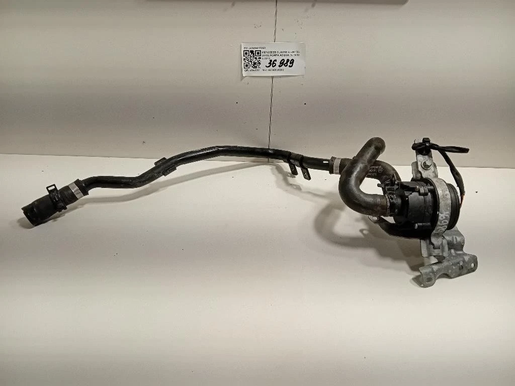 Pompa Acqua A2465011358 Mercedes Classe A W176 2013