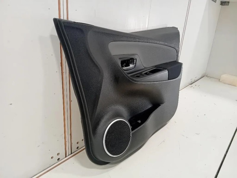 Pannello Rivestimento Porta ANT DX 67763-0D130 Toyota Yaris IV 2017
