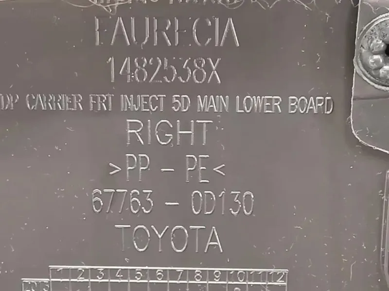 Pannello Rivestimento Porta ANT DX 67763-0D130 Toyota Yaris IV 2017