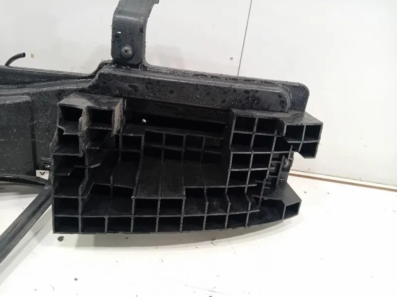 Traversa Paraurti POST 866301K000 Hyundai IX20 2015