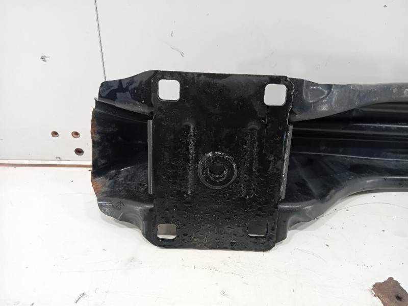 Traversa Paraurti POST T2H1134 Jaguar XE 2015