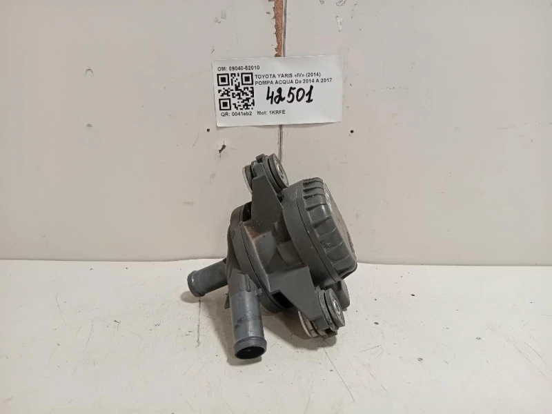 Pompa Acqua 09040-52010 Toyota Yaris IV 2014