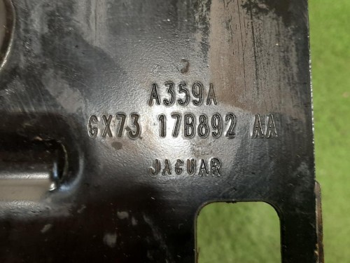 Traversa Paraurti POST GX73-17B892-AA Jaguar XE 2015