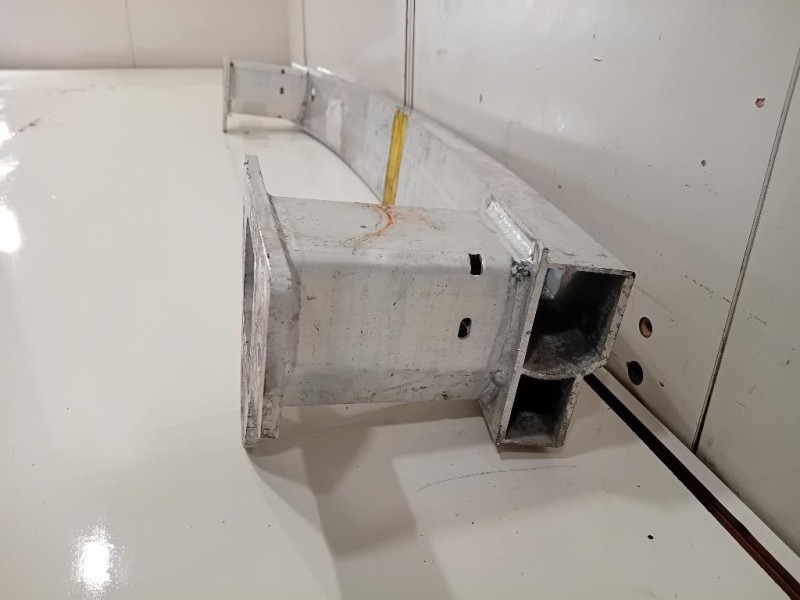 Traversa Paraurti POST K68243701AA Jeep Compass III 2017