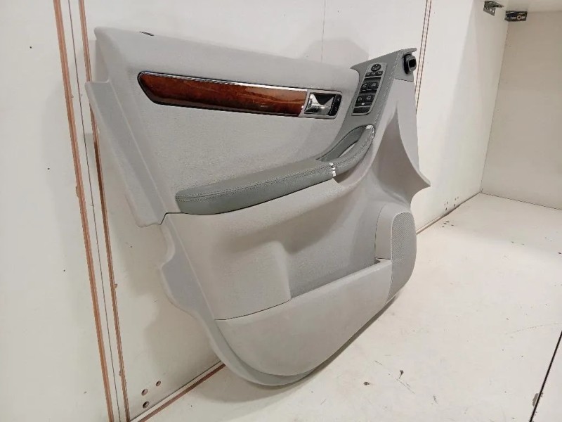 Pannello Rivestimento Porta ANT SX PANNELLO RIVESTIMENTO PORTA ANT SX Mercedes Classe R W251 2006