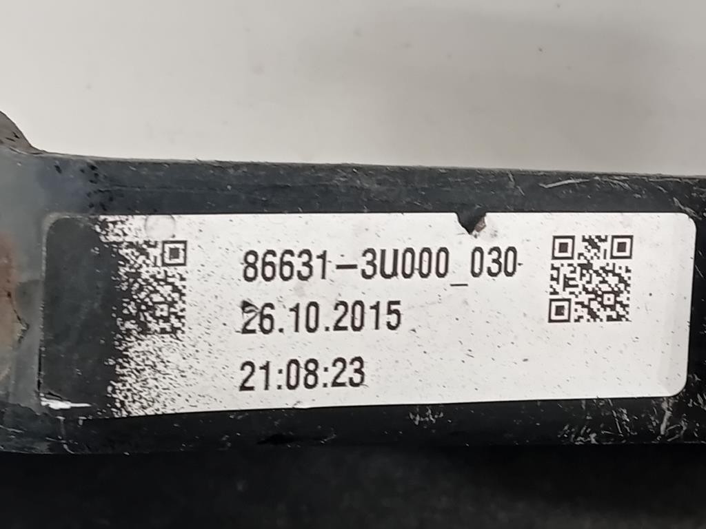 Traversa Paraurti POST 86631-3U000 Kia Sportage III 2010