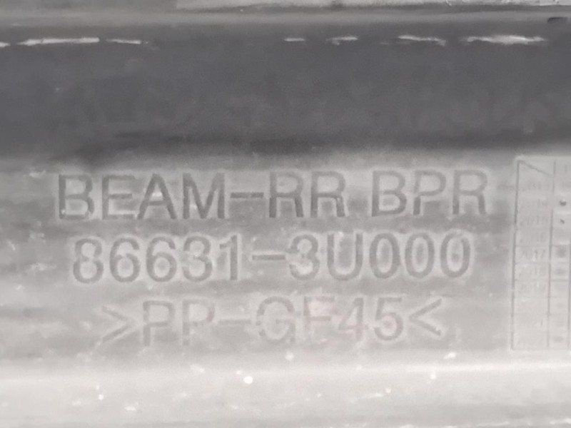 Traversa Paraurti POST 86631-3U000 Kia Sportage III 2010