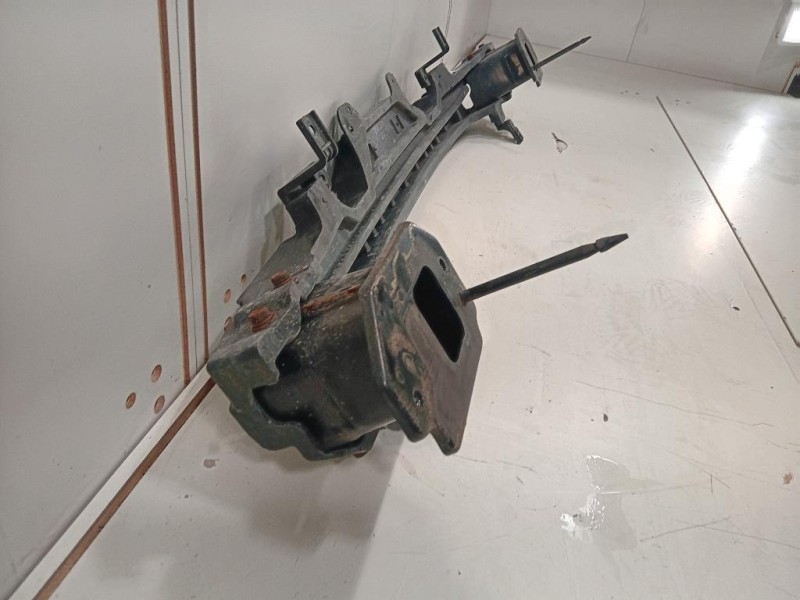 Traversa Paraurti POST 86631-H8410 Kia Stonic 2017