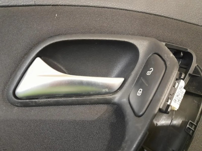 Pannello Rivestimento Porta ANT SX 2G4867011ABNUQ Volkswagen POLO VII 2017