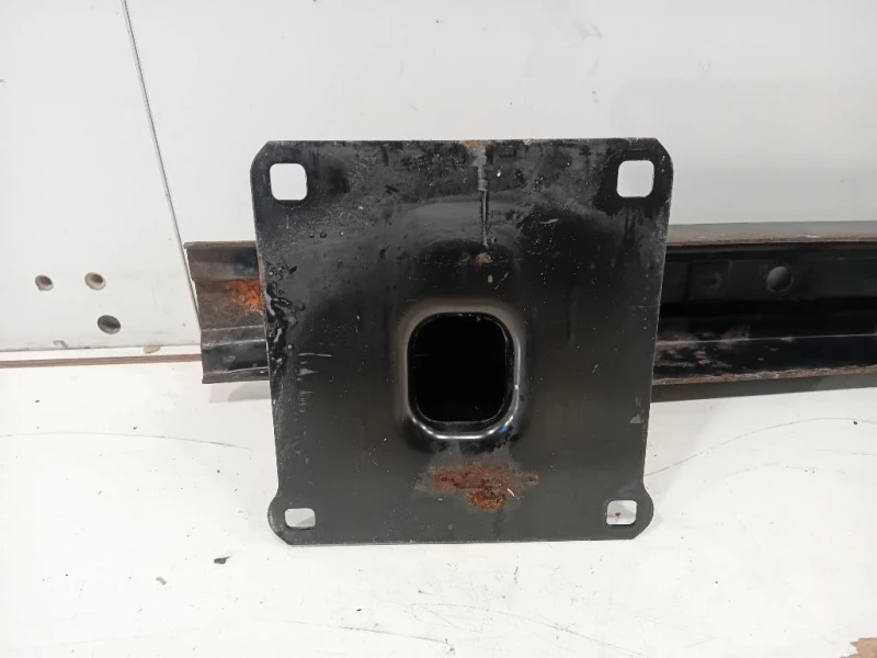 Traversa Paraurti POST DQE500040 Land Rover Freelander II 2007