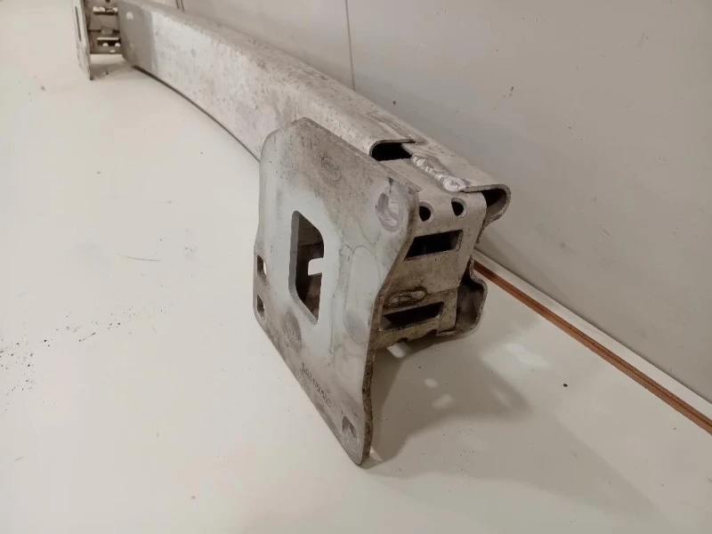 Traversa Paraurti POST EJ32-17906-AC Land Rover Range Rover Evoque I 2011