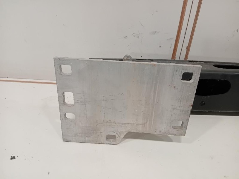 Traversa Paraurti POST LR116875 Land Rover Range Rover Sport III 2014