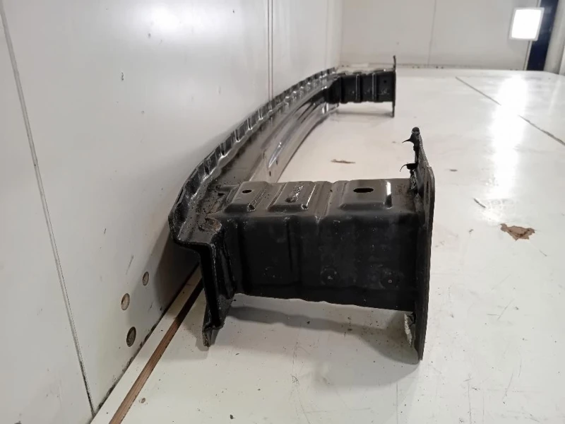 Traversa Paraurti POST A1776105300 Mercedes Classe A W177 2018