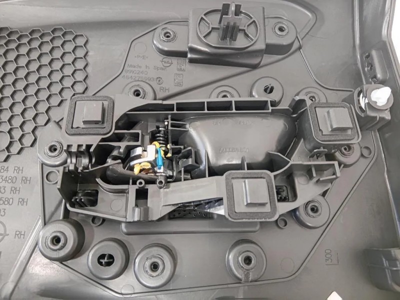 Pannello Rivestimento Porta POST DX 9834733480 PANNELLO RIVESTIMENTO PORTA POST DX Opel Corsa F 2019