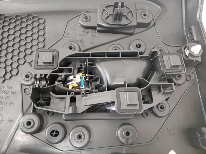 Pannello Rivestimento Porta POST DX 9834733480 PANNELLO RIVESTIMENTO PORTA POST DX Opel Corsa F 2019