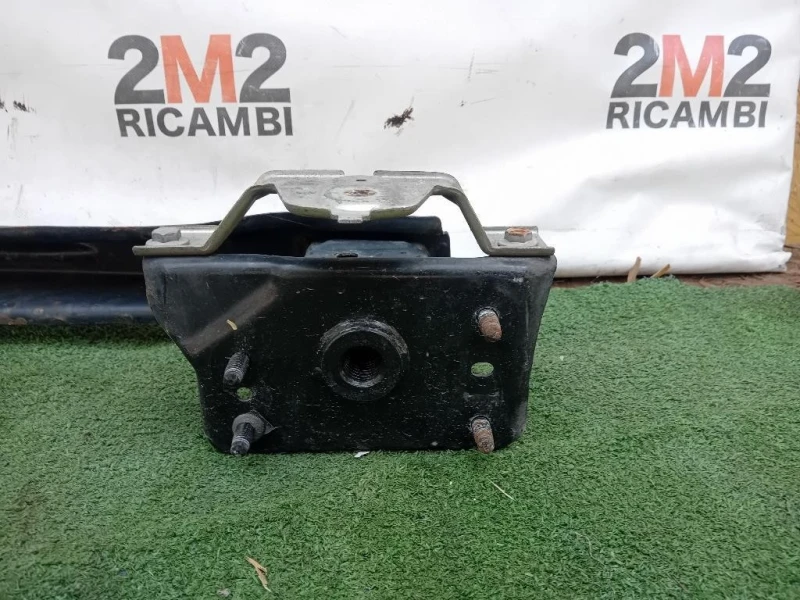 Traversa Paraurti POST A2056100014 Mercedes Classe C W205 2014