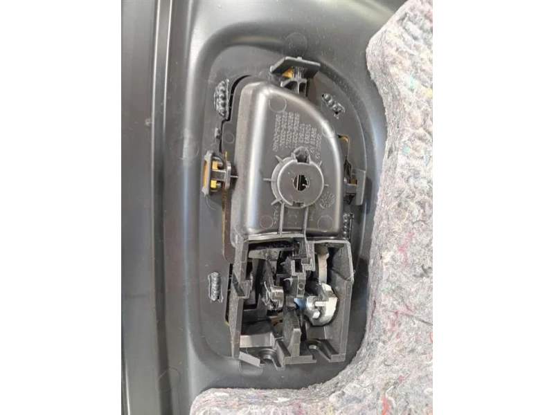 Pannello Rivestimento Porta POST DX 67614-0D560 Toyota Yaris IV 2017