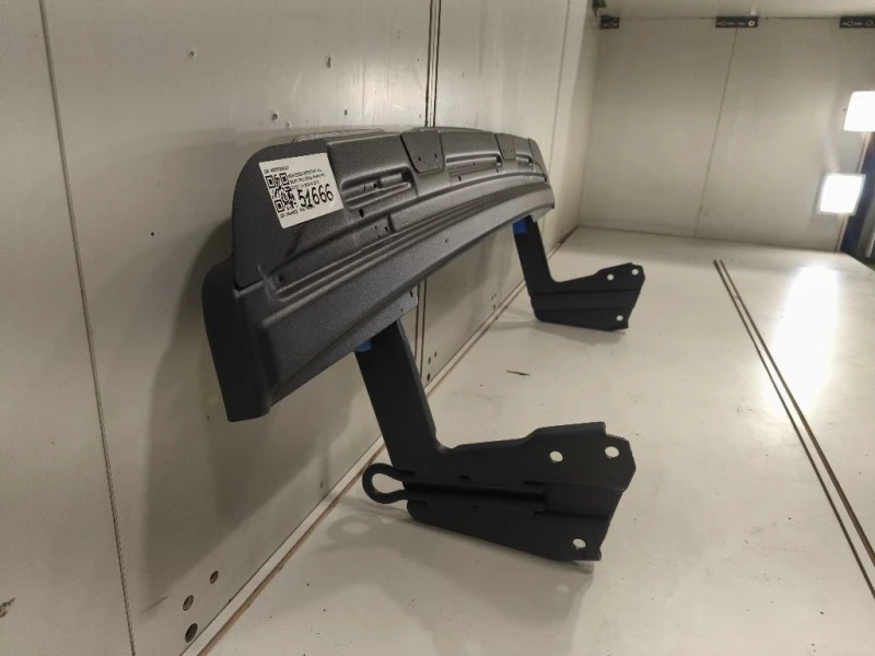 Traversa Paraurti POST A9065200331 Mercedes Sprinter III 2007