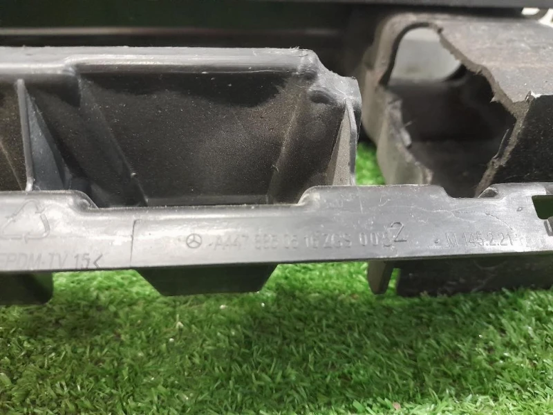 Traversa Paraurti POST A4476100014 Mercedes VITO W447 2014