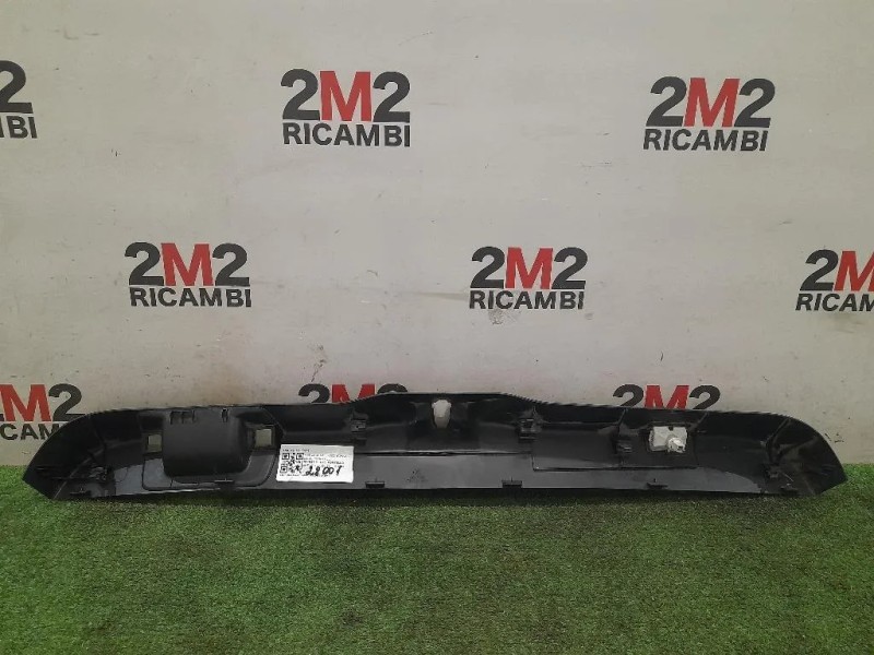 Pannello Rivestimento Portello INF POST A2467400272 Mercedes Classe B W246 2012