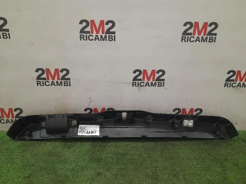 Pannello Rivestimento Portello INF POST A2467400272 Mercedes Classe B W246 2012