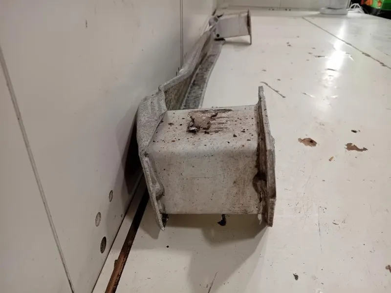 Traversa Paraurti POST 39193221 Opel Astra K 2016