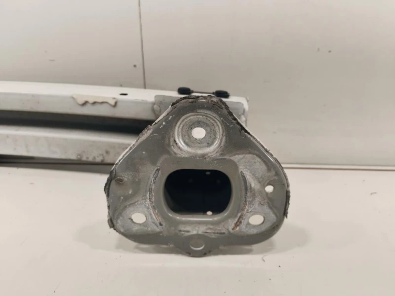 Traversa Paraurti POST TRAVERSA PARAURTI POST Opel Mokka 2013