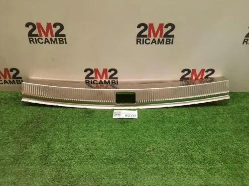 Pannello Rivestimento Traversa Batticofano 8K9864483D Audi A4 8K5 Avant 2012