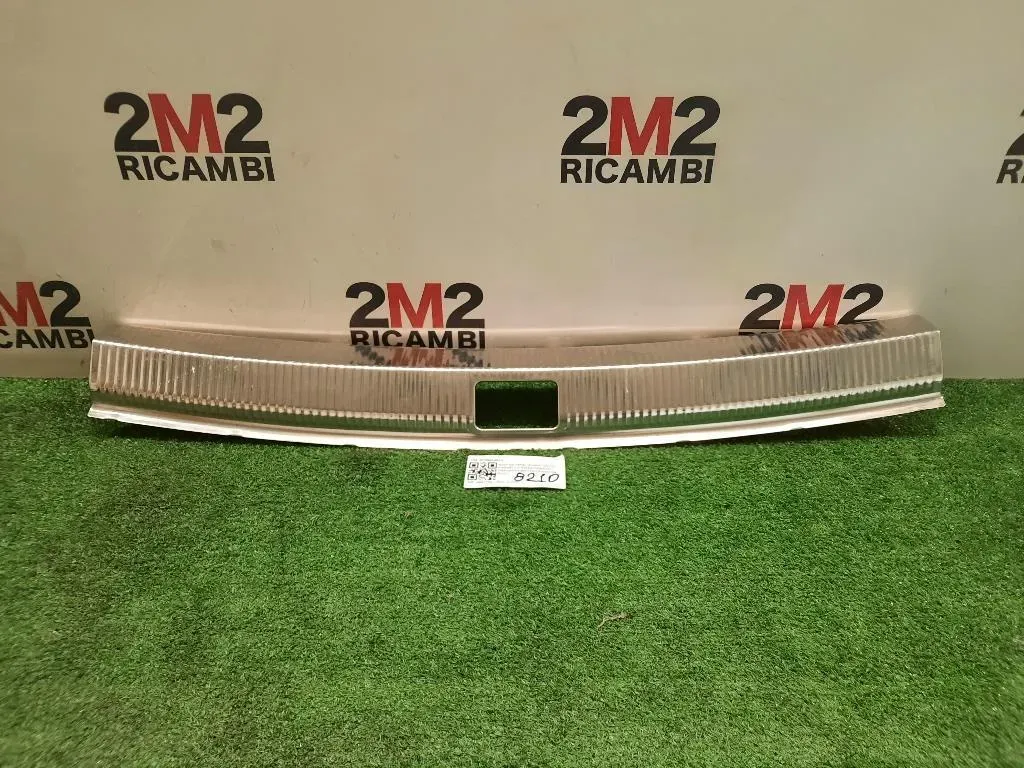 Pannello Rivestimento Traversa Batticofano 8K9864483D Audi A4 8K5 Avant 2012