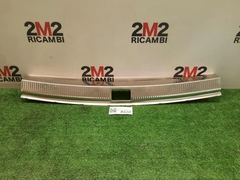 Pannello Rivestimento Traversa Batticofano 8K9864483D Audi A4 8K5 Avant 2012