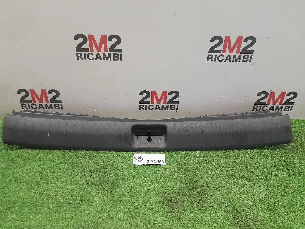 Pannello Rivestimento Traversa Batticofano 85770F1000WK Kia Sportage IV 2016