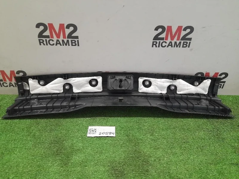 Pannello Rivestimento Traversa Batticofano 85770F1000WK Kia Sportage IV 2016