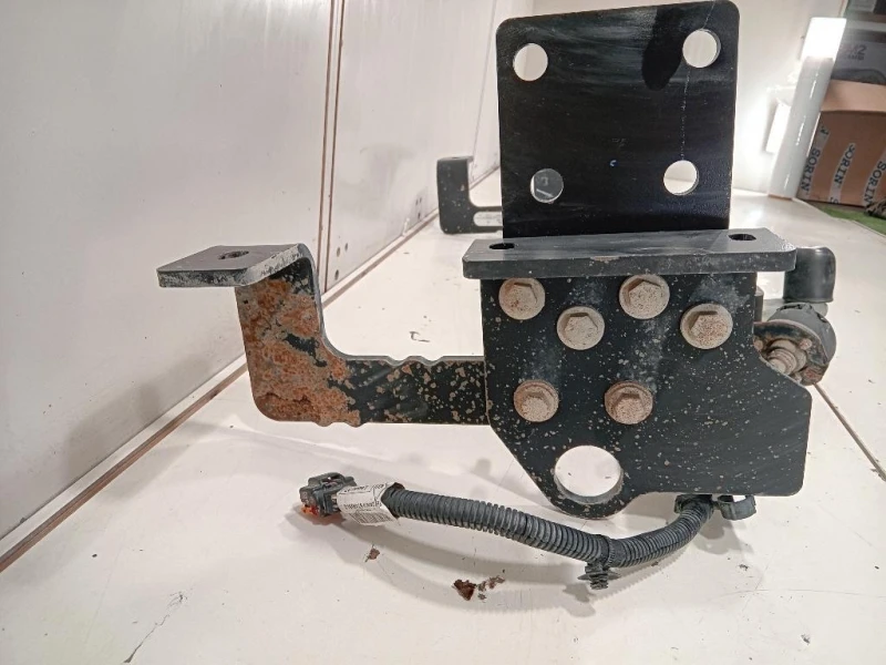 Traversa Paraurti POST 511601643R Opel Movano B 2010