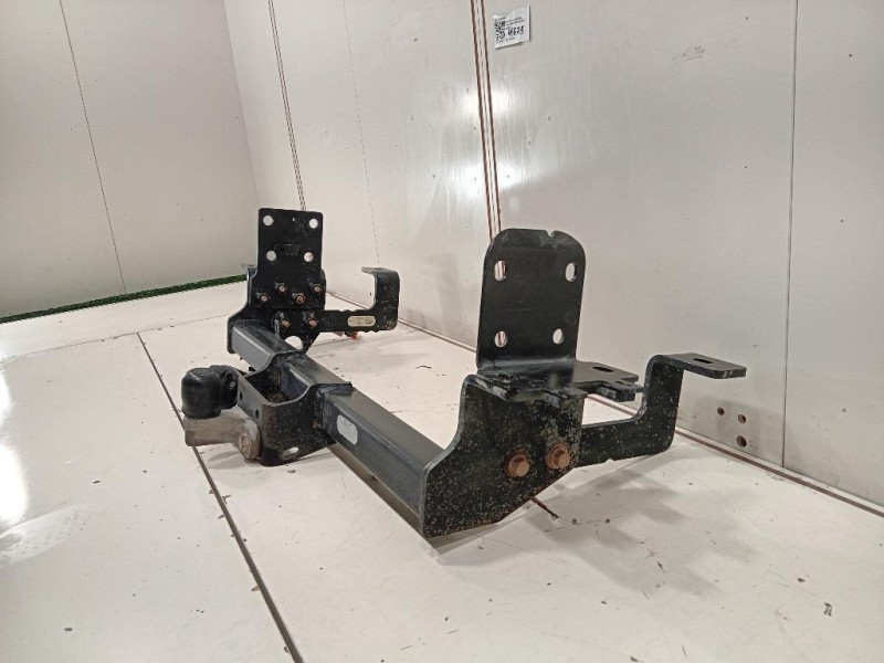 Traversa Paraurti POST 511601643R Opel Movano B 2010