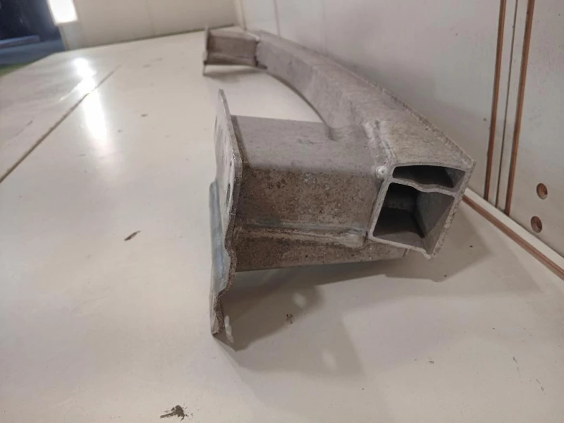 Traversa Paraurti POST 12776305 Opel Zafira C 2012