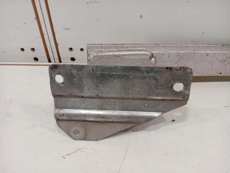 Traversa Paraurti POST 12776305 Opel Zafira C 2012