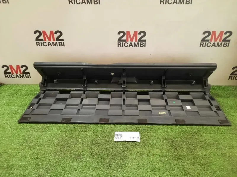 Pannello Rivestimento Traversa Batticofano 9684312677 Peugeot 3008 I 2009