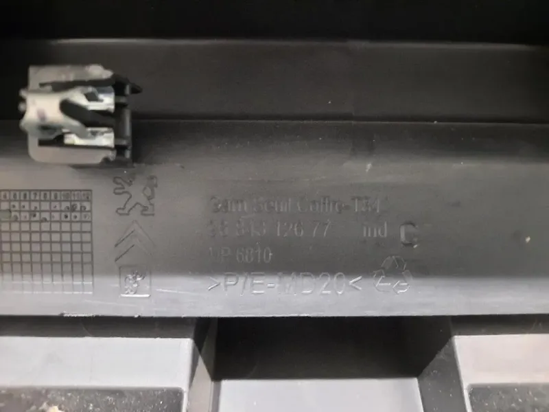 Pannello Rivestimento Traversa Batticofano 9684312677 Peugeot 3008 I 2009