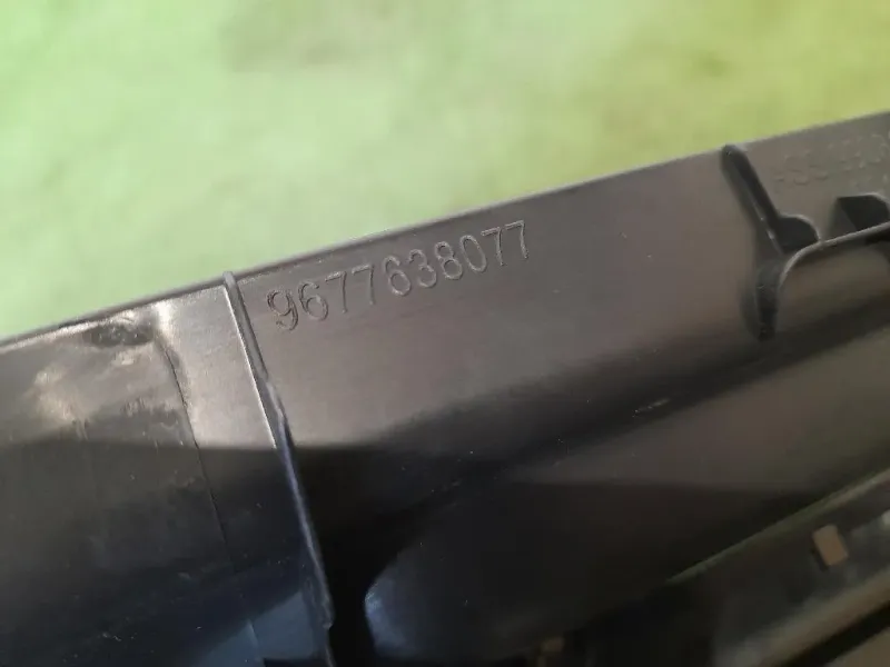 Pannello Rivestimento Traversa Batticofano 9677638077 Peugeot 308 II 2014