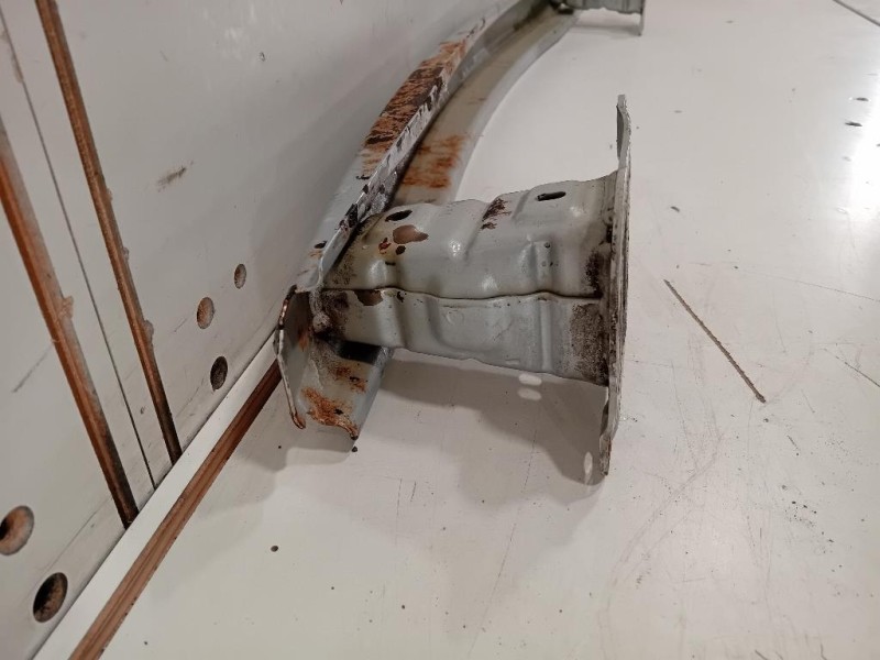 Traversa Paraurti POST 5J9807305C Skoda Fabia 545 SW 2010