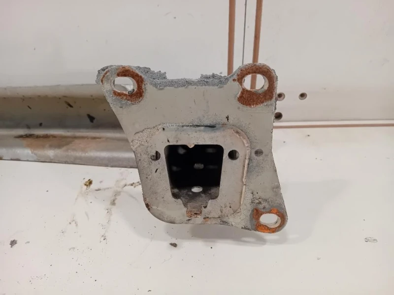 Traversa Paraurti POST 1Z5807305C Skoda Octavia 1Z3 2009