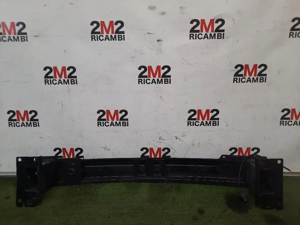 Traversa Paraurti POST Ssangyong Tivoli 2015
