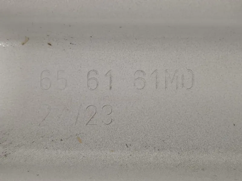 Traversa Paraurti POST 656161M0 Suzuki Vitara II 2015