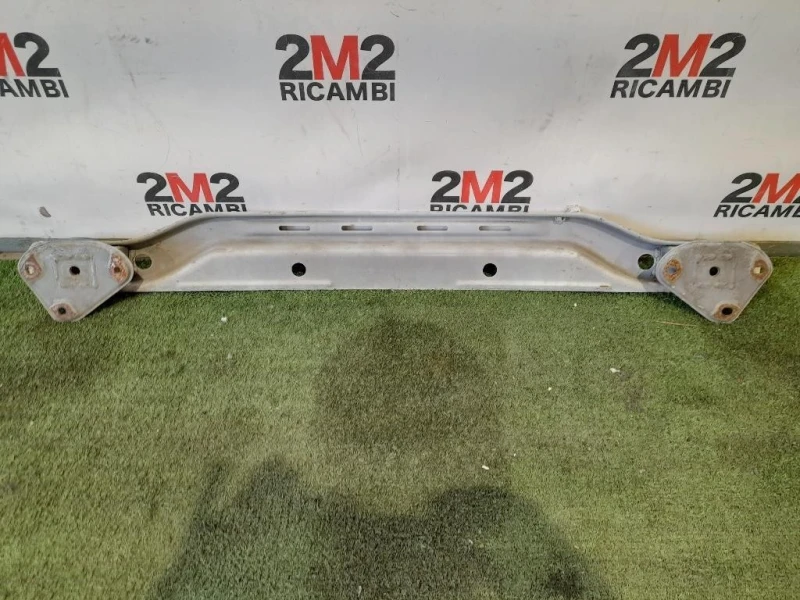 Traversa Paraurti POST Toyota AYGO I 2005