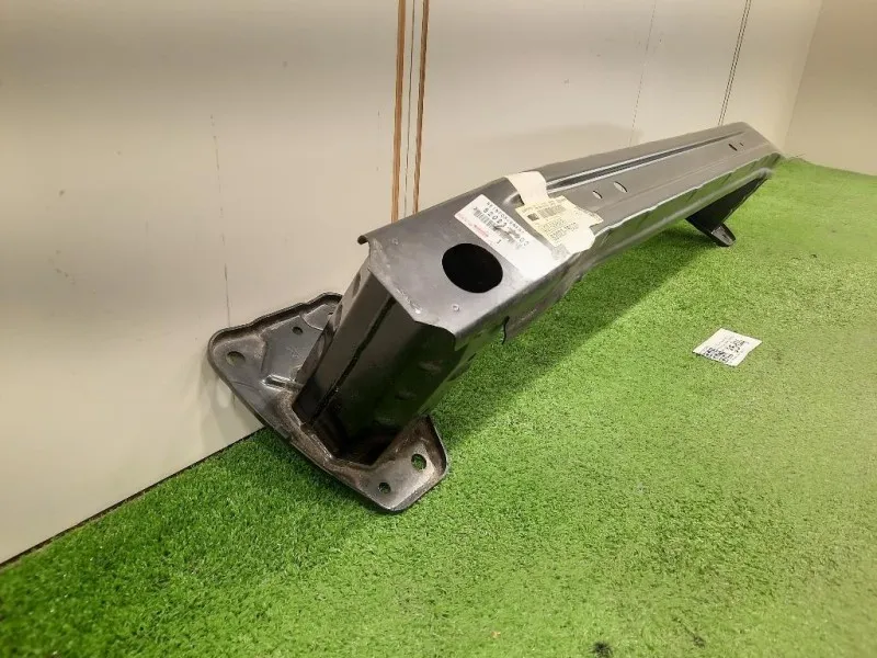 Traversa Paraurti POST 52023-76030 Toyota Prius III 2016