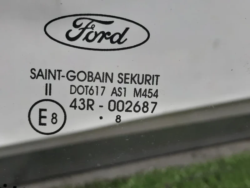 Parabrezza Ford Focus III 2008