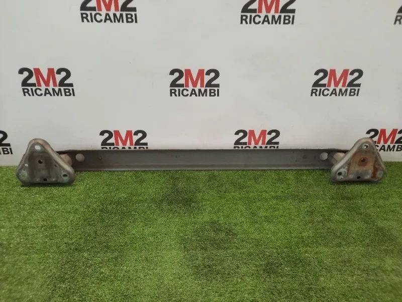 Traversa Paraurti POST 520230D010 Toyota Yaris France II 2006