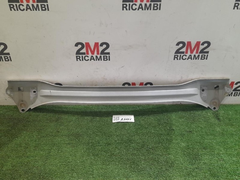 Traversa Paraurti POST Toyota Yaris IV 2012